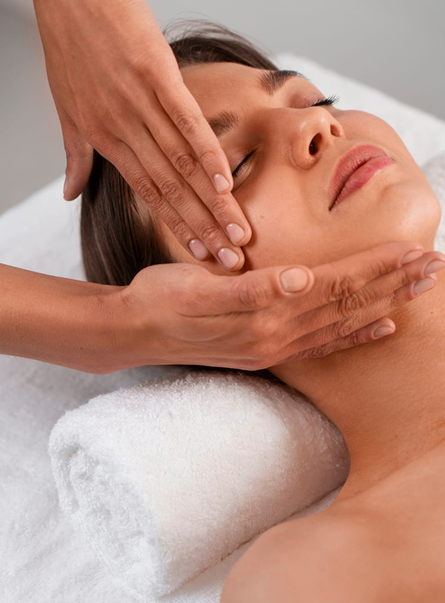 Massage « beauté du visage » : Alexandra Massothérapie